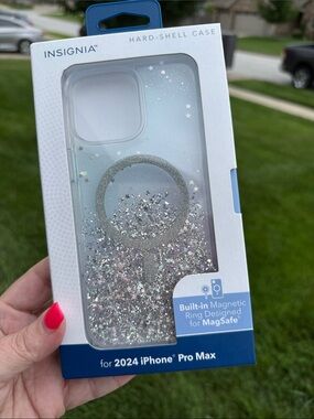 Clear Glitter MagSafe Hard-Shell Case for 2024 iPhone Pro Max - Silver